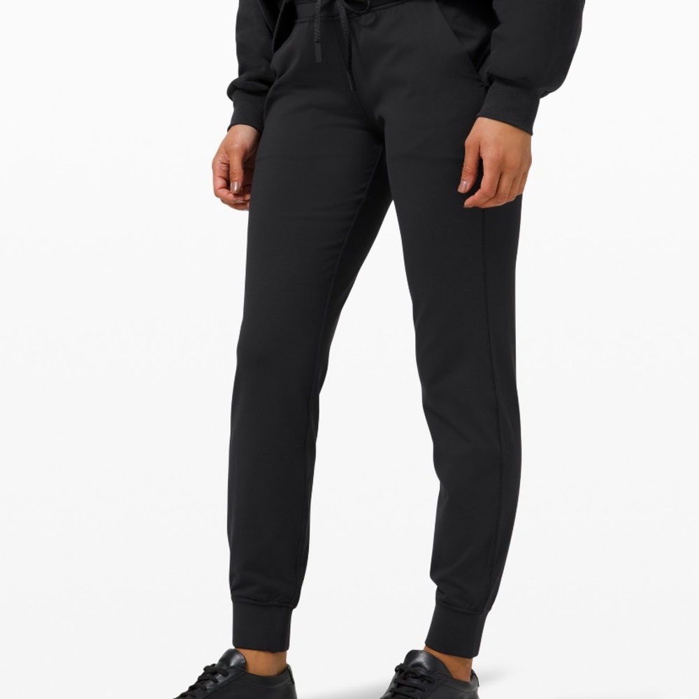 Lululemon High Rise Ready to Rulu Jogger 29